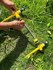 Automatischer Rasensprenger (1+1 GRATIS)