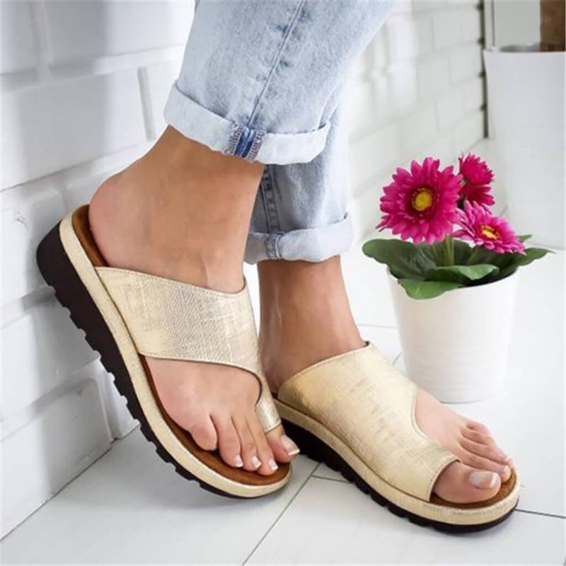 Orthopädische Sandalen, die den Hallux valgus korrigieren