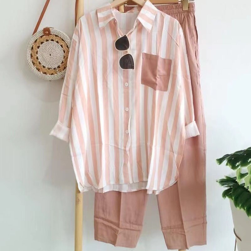 Barbara - Gestreiftes Freizeitset für Damen (Hemd + Hose)