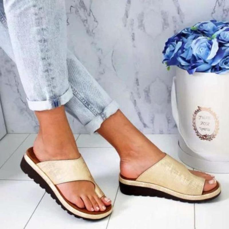 Orthopädische Sandalen, die den Hallux valgus korrigieren