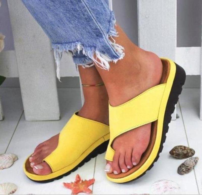 Orthopädische Sandalen, die den Hallux valgus korrigieren